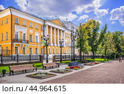 Усадьба Дурасовых, Покровский бульвар, Москва (2023 год). Стоковое фото, фотограф Baturina Yuliya / Фотобанк Лори