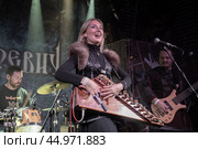 Группа "Иван Царевич" и ее лидер Валерий Наумов. Редакционное фото, фотограф Наталья Филатова / Фотобанк Лори