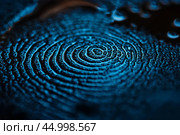 Цифровой отпечаток пальца. Абстрактный спиралевидный синий фон. Стоковое AI-изображение, AI-художник Щеголева Ольга / Фотобанк Лори