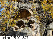 Древние горы Хакасии. Каменный парк. (Ширинские Столбы) (2019 год). Редакционное фото, фотограф Александр Галинский / Фотобанк Лори