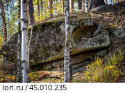 Древние горы Хакасии. Каменный парк. (Ширинские Столбы) (2019 год). Редакционное фото, фотограф Александр Галинский / Фотобанк Лори