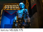 Фанат в костюме героя из саги Звездные войны (Star Wars) во время проведения фестиваля Epic Con Russia в городе Москве, Россия. Редакционное фото, фотограф Николай Винокуров / Фотобанк Лори