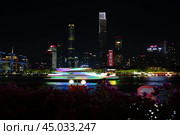Guangzhou city, Zhujiang river. Редакционное фото, фотограф Андрей Иванов / Фотобанк Лори