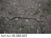 Big old wrench. Стоковое фото, фотограф Andrew_Swarga / Фотобанк Лори