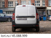 KRASNOYARSK, RUSSIA - September 10, 2024: White Lada Largus. Редакционное фото, фотограф Плотников Дмитрий / Фотобанк Лори