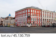 Пересечение Новоторжской улицы и  Свободного переулка. Тверь. Россия. Редакционное фото, фотограф E. O. / Фотобанк Лори