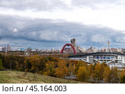 Осенний городской пейзаж. Москва, Россия. (2019 год). Стоковое фото, фотограф Евгений Капранов / Фотобанк Лори