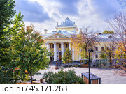 Московская хоральная синагога, Парк Горка, Большой Спасоглинищевский переулок, Москва. Стоковое фото, фотограф Baturina Yuliya / Фотобанк Лори