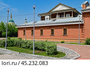 Гостиница. Улица Фридриха Энгельса, 23в. Памятник архитектуры. Город Иркутск. Россия (2024 год). Редакционное фото, фотограф Александр Тараканов / Фотобанк Лори