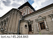 Храм Тихвинской Иконы Божией Матери Патриаршего подворья Симонова Монастыря. Москва (2024 год). Редакционное фото, фотограф E. O. / Фотобанк Лори