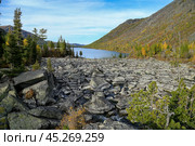 Нижнее Мультинское озеро, Усть-Коксинский район, Республика Алтай. Стоковое фото, фотограф Римма Тельнова / Фотобанк Лори