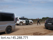The aftermath of hurricane Dana in Valencia, Spain - Guardia civil patrolling devastated orange groves after floods in Valencia, Spain. Стоковое фото, фотограф Данил Руденко / Фотобанк Лори