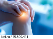 Больное колено у человека. Визуализация боли в коленном суставе. Стоковое AI-изображение, AI-художник Щеголева Ольга / Фотобанк Лори