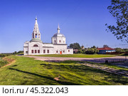 Троицкий собор, Серпуховский Кремль, Серпухов (2012 год). Стоковое фото, фотограф Baturina Yuliya / Фотобанк Лори