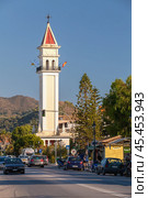Street view of Zante port with Saint Dionysios Zakynthos (2016 год). Редакционное фото, фотограф EugeneSergeev / Фотобанк Лори