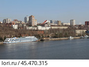 Вид на Ростов-на-Дону с Ворошиловского моста (2024 год). Редакционное фото, фотограф Иван Дуплик / Фотобанк Лори