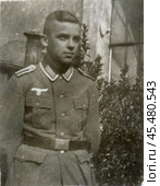 Молодой немецкий военный, унтер-офицер, Вторая мировая война. Стоковое фото, фотограф WWII / Фотобанк Лори