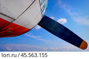 Лопасть пропеллера самолёта Ан- 2. Стоковое фото, фотограф Ави Христова / Фотобанк Лори