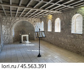 Prayer room in the monastery of the sisters of Bethlehem of the Assumption of Mary and of Saint Bruno. Редакционное фото, фотограф Irina Opachevsky / Фотобанк Лори