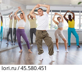 Group of people dancing jazz funk. Стоковое фото, фотограф Яков Филимонов / Фотобанк Лори