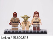 RUSSIA, May 16, 2018. Constructor Lego Star Wars. Various mini-figures from different episodes of the saga. Редакционное фото, фотограф Андрей Аркуша / Фотобанк Лори