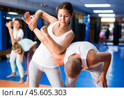 Woman exercising armlock. Стоковое фото, фотограф Яков Филимонов / Фотобанк Лори