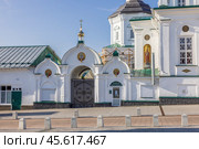Свято-Николаевский женский монастырь монастырь в Арзамасе Нижегородской области (2024 год). Редакционное фото, фотограф Юрий Шурчков / Фотобанк Лори