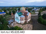 Церковь Александра Невского в Унях (Кировская область) - съемка с дрона (2024 год). Редакционное фото, фотограф Владислав Самошкин / Фотобанк Лори