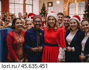 Новогодний корпоратив. Стоковое AI-изображение, AI-художник Калашников Андрей / Фотобанк Лори