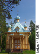 Вознесенская часовня -  Гефсиманский скит. Карелия, Сортавальское г.п., остров Валаам, бухта Малая Никоновская, гора Елеон (2019 год). Стоковое фото, фотограф Алексей Иванов / Фотобанк Лори
