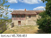 Усадьба А.С. Фирковича XVIII в. Чуфут-Кале, Бахчисарай, Крым (2023 год). Стоковое фото, фотограф Мария Кылосова / Фотобанк Лори