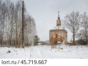 Казанская церковь, с. Хомутово, Ивановская область. Редакционное фото, фотограф Ирина Яровая / Фотобанк Лори
