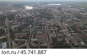 Йошкар-Ола - вид с высоты птичьего полета - съемка с дрона в 2022 году. Стоковое видео, видеограф Владислав Самошкин / Фотобанк Лори