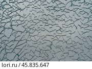 Осколки разбитого стекла. Стоковое фото, фотограф YuryKara / Фотобанк Лори