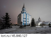 Коряжма. Николо-Коряжемский мужской монастырь. Могила протоирея Михаила Яворского. Редакционное фото, фотограф Литвяк Игорь / Фотобанк Лори
