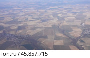 Aerial view on agriculture fields in France. Стоковое видео, видеограф Михаил Коханчиков / Фотобанк Лори