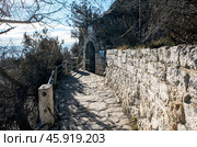 Грот Лермонтова. Пятигорск, Ставропольский край. Редакционное фото, фотограф Сергей Афанасьев / Фотобанк Лори