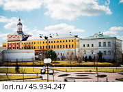 В Астраханском кремле (  лобное место, Домовая церковь, Архиерейский дом, консистория ) (2017 год). Стоковое фото, фотограф Павел Просянов / Фотобанк Лори