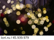 праздничные огни в расфокусе, боке. Стоковое фото, фотограф ~✿Eлена Челышева(Кочина)✿~ / Фотобанк Лори