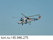 Westland Lynx military helicopter of Portuguese Navy demo flight at Oeiras Air Show (2023 год). Редакционное фото, фотограф Дмитрий Рухленко / Фотобанк Лори