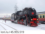Паровоз Л-4111 маневрирует на станции Электролитная (Уралэлектромедь), город Верхняя Пышма. Редакционное фото, фотограф Алексей Иванов / Фотобанк Лори