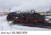 Паровоз Л-3111 съезжает с поворотного круга, станция Электролитная (ОАО "УралЭлектроМедь"), город Верхняя Пышма. Редакционное фото, фотограф Алексей Иванов / Фотобанк Лори