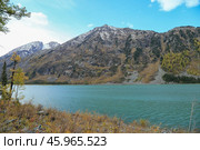 Среднее Мультинское озеро, Усть-Коксинский район, Республика Алтай. Стоковое фото, фотограф Римма Тельнова / Фотобанк Лори