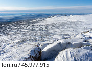 Winter mountain valley for snowmobiling Freeride Snowmobile routes trails routes. Стоковое фото, фотограф Екатерина Якименко / Фотобанк Лори