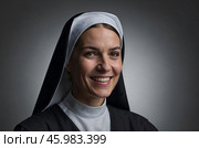 Portrait of a smiling nun wearing a costume, isolated on transparent background. Стоковое AI-изображение, AI-художник Александр Поташев / Фотобанк Лори