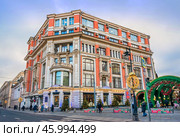 Доходный дом Хомякова, Новый год и Рождество, Москва. Редакционное фото, фотограф Baturina Yuliya / Фотобанк Лори