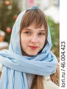 Russian beauty - young beautiful woman in a traditional headscarf. Стоковое фото, фотограф Андрей Аркуша / Фотобанк Лори