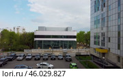 Россия, г. Москва, Открытое шоссе, д. 4. Май 2021. ТЦ Янтарь. Вид с воздуха. Фасад. Редакционное видео, видеограф Сергей Татаринцев / Фотобанк Лори