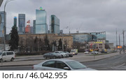 Вид на Москва Сити зимним утром со стороны Кутузовского просекта. Редакционное видео, видеограф Нелик Дулатов / Фотобанк Лори