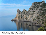 Гора Караул-Оба. Голубая (Царская) бухта, поселок Новый Свет, Крым (2024 год). Стоковое фото, фотограф Анна Карасева / Фотобанк Лори